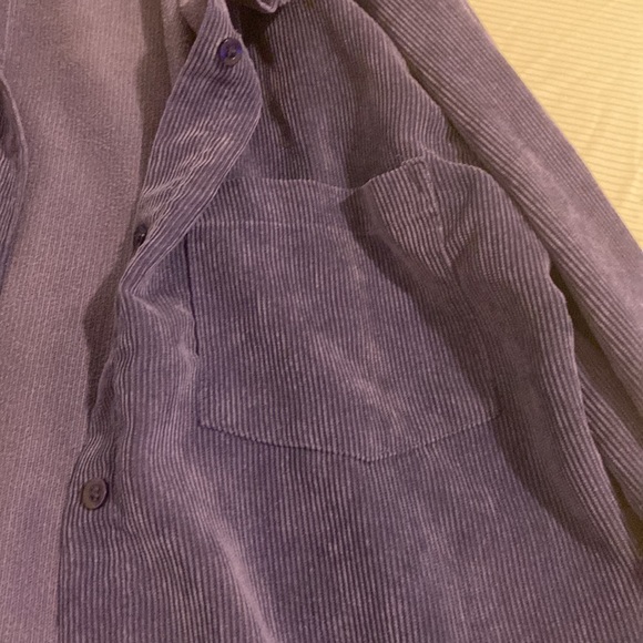 Purple corduroy button up size small - Picture 3 of 4
